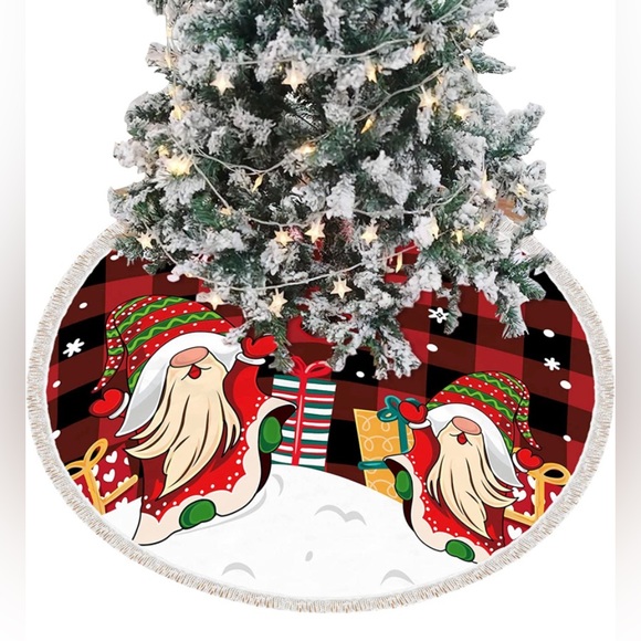 Christmas Gnomes Tree Skirt on Buffalo Plaid w Fringes Red Black Flannel 4&” NEW - Picture 1 of 7